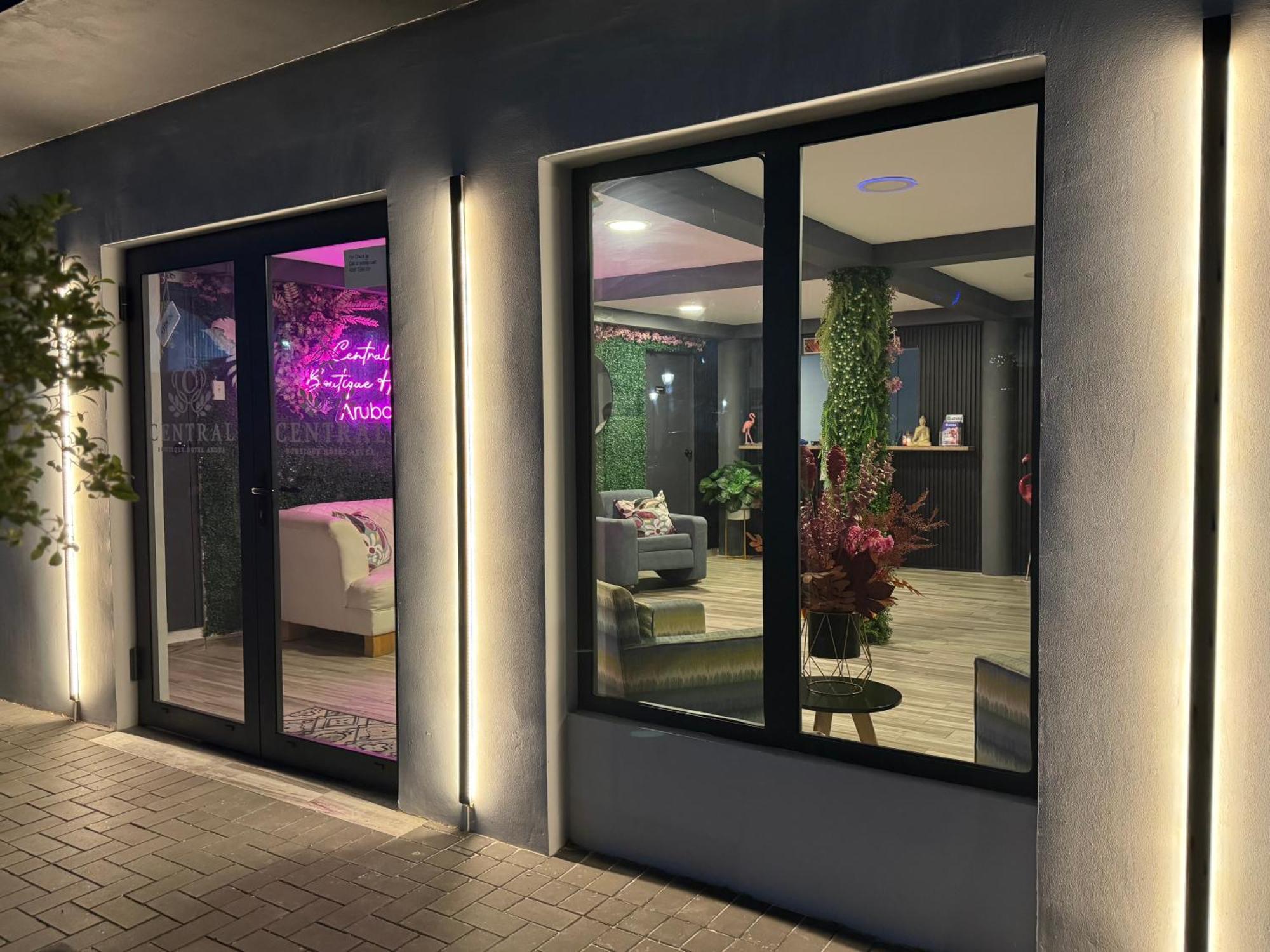 Central Boutique Hotel Oranjestad Zewnętrze zdjęcie